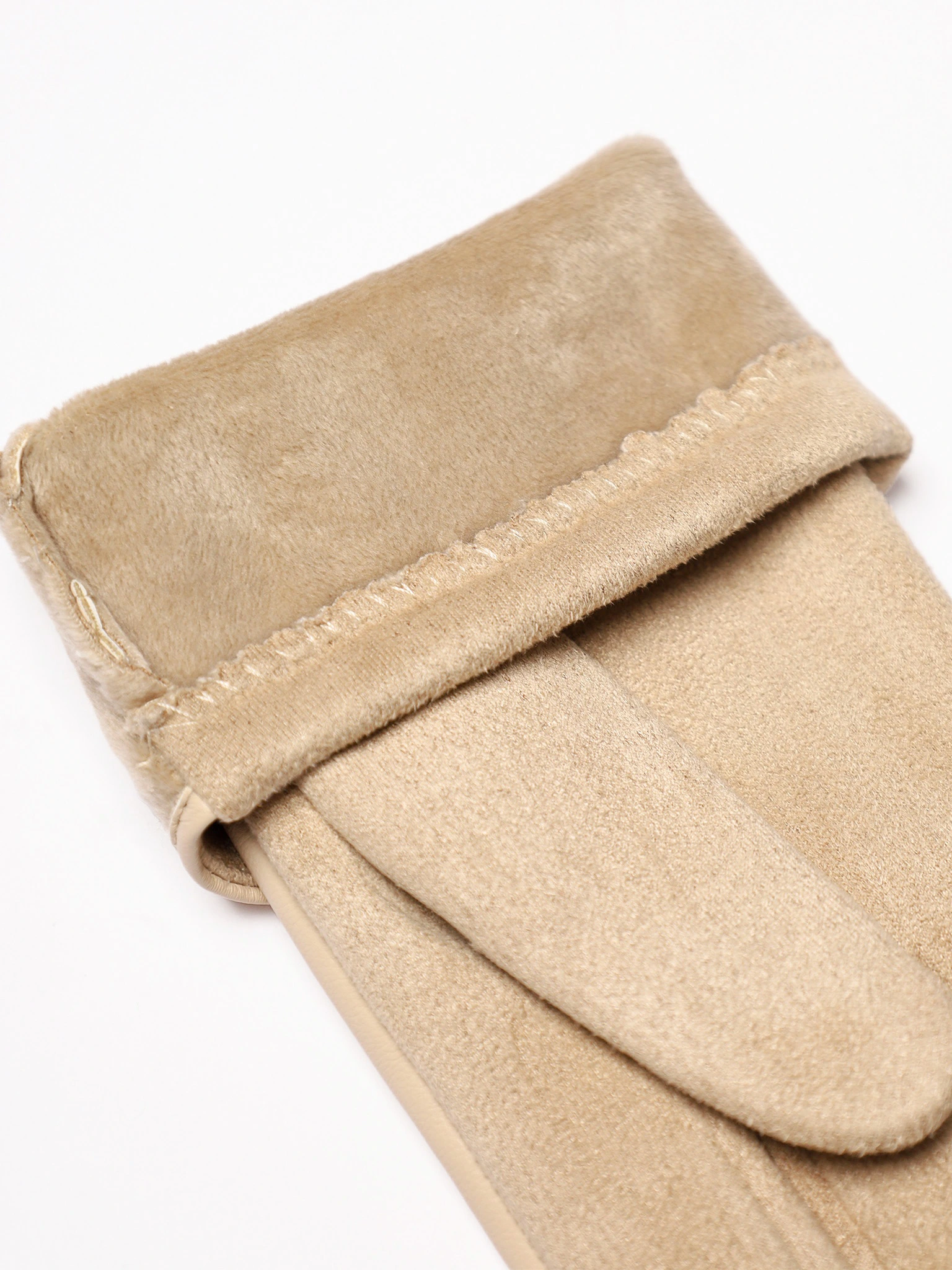 Перчатки комбинированные с декоративной пряжкой в ассортименте